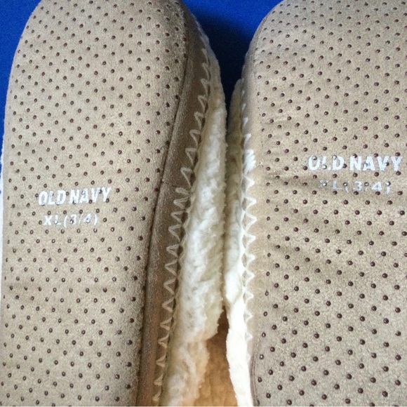 Old Navy Girls Size XL (3/4) Off White w/Pink Inside Fluffy Bunny Bootie Slipper - Picture 4 of 5